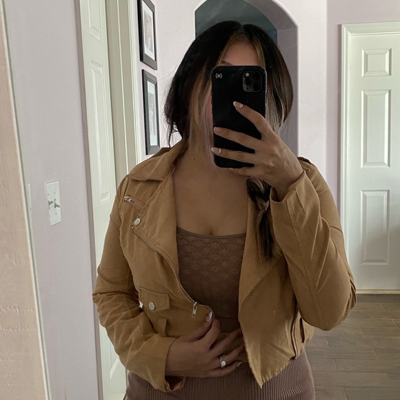 Boohoo Faux Suede Biker Jacket - Picture 2 of 3